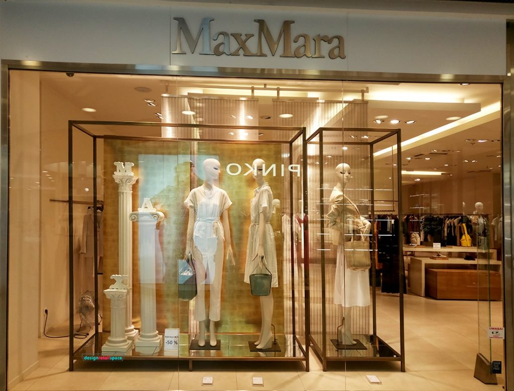 max mara window display gold 