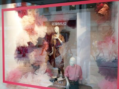 Arnotts department store window display 2019 Run away with us-4